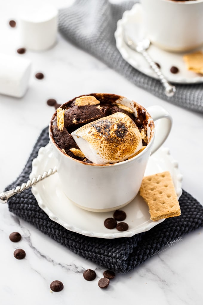 Eggless S’mores Microwave Cake in a Cup 