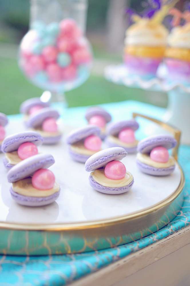 Clam Shell Macarons