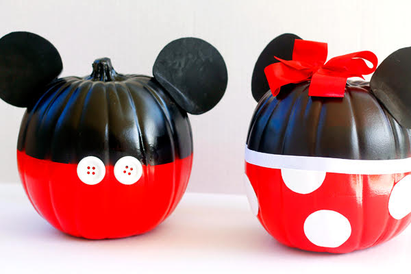 Minnie mouse painted no carve pumpkin