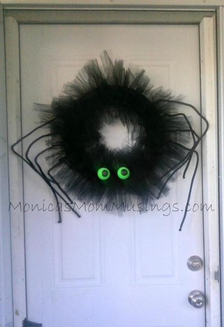 Cute Tulle Spider Wreath