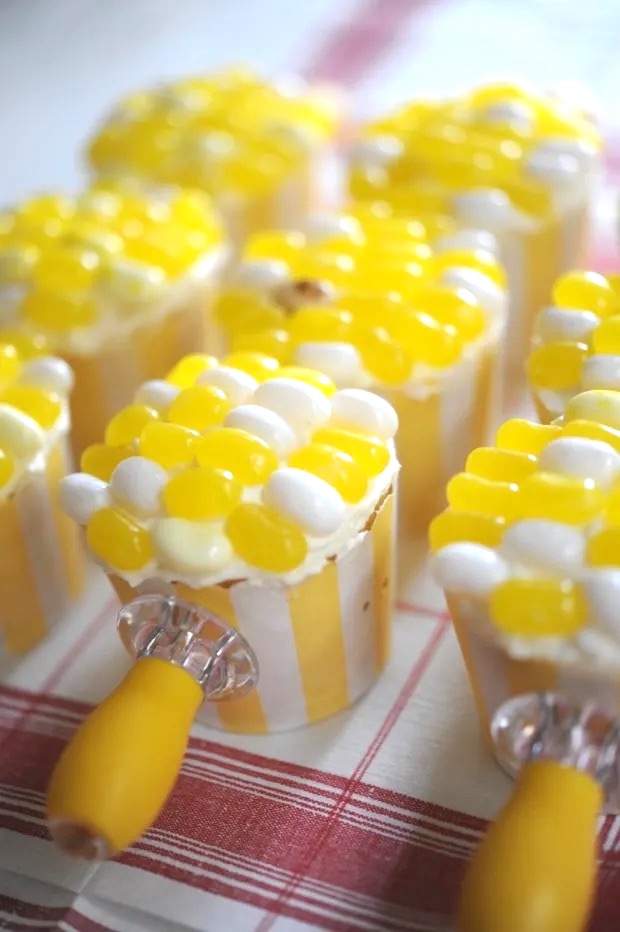 corn on the cob cupcakes