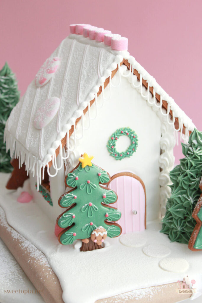 Darling Gingerbread House