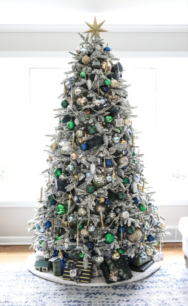 Gold, Navy & Green Christmas Tree