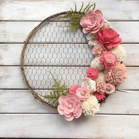 Chicken Wire Valentines Wreath