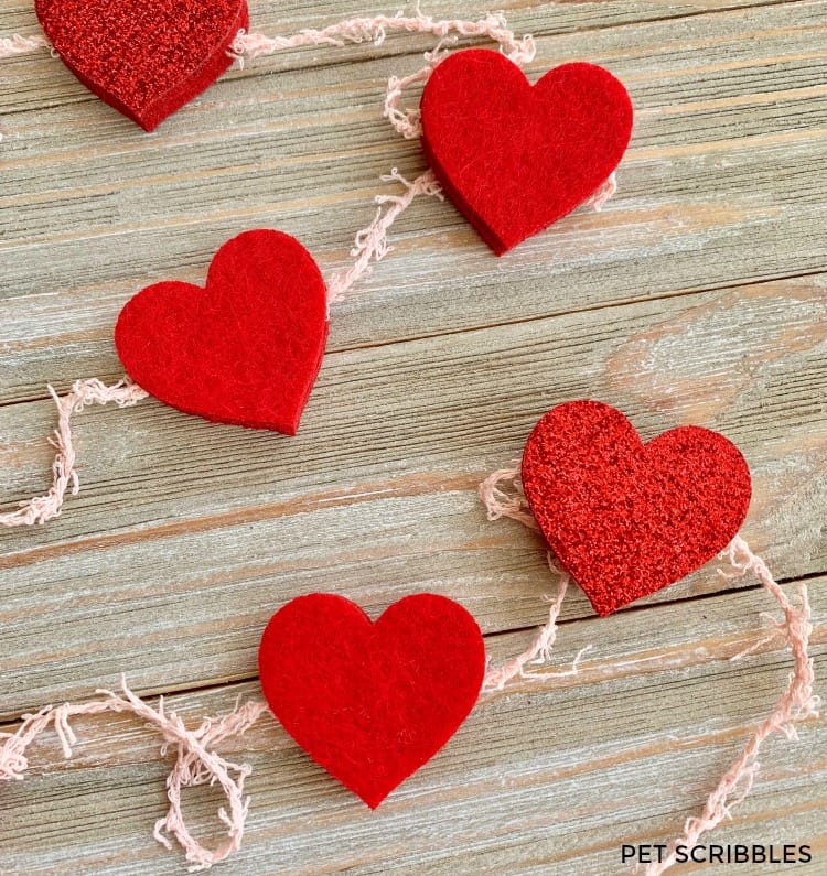 No Sew Felt Heart Garland