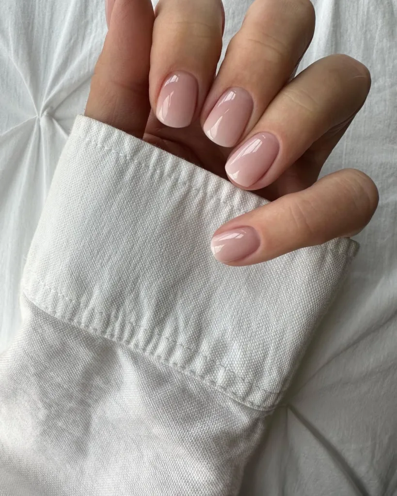 subtle ombre nails